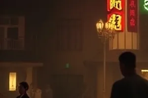三月的回声封面，春日屋檐与半开的木窗